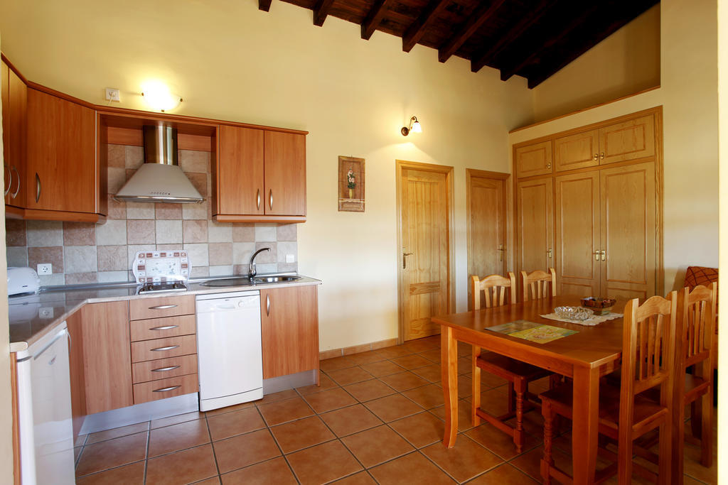 Gasthaus Casas Rurales Fuente Del Aliso Hervás Exterior foto